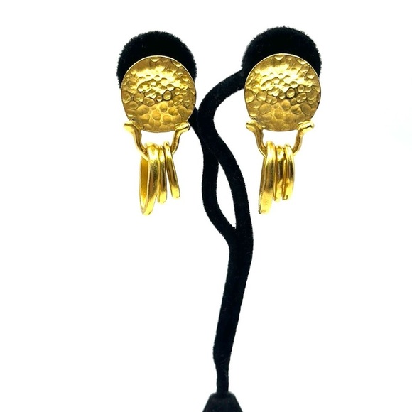 Elegant Matte Gold Hammered Earrings Clip on Premier Designs Vintage Statement - Picture 4 of 13